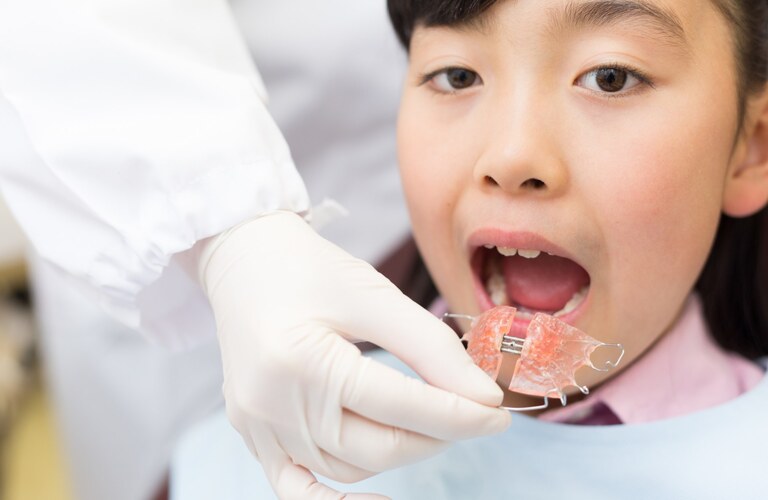 子供の受け口の悩みに沿う納得できる治療をご提案 | 名古屋市の矯正歯科ならしろくま矯正歯科名東クリニック